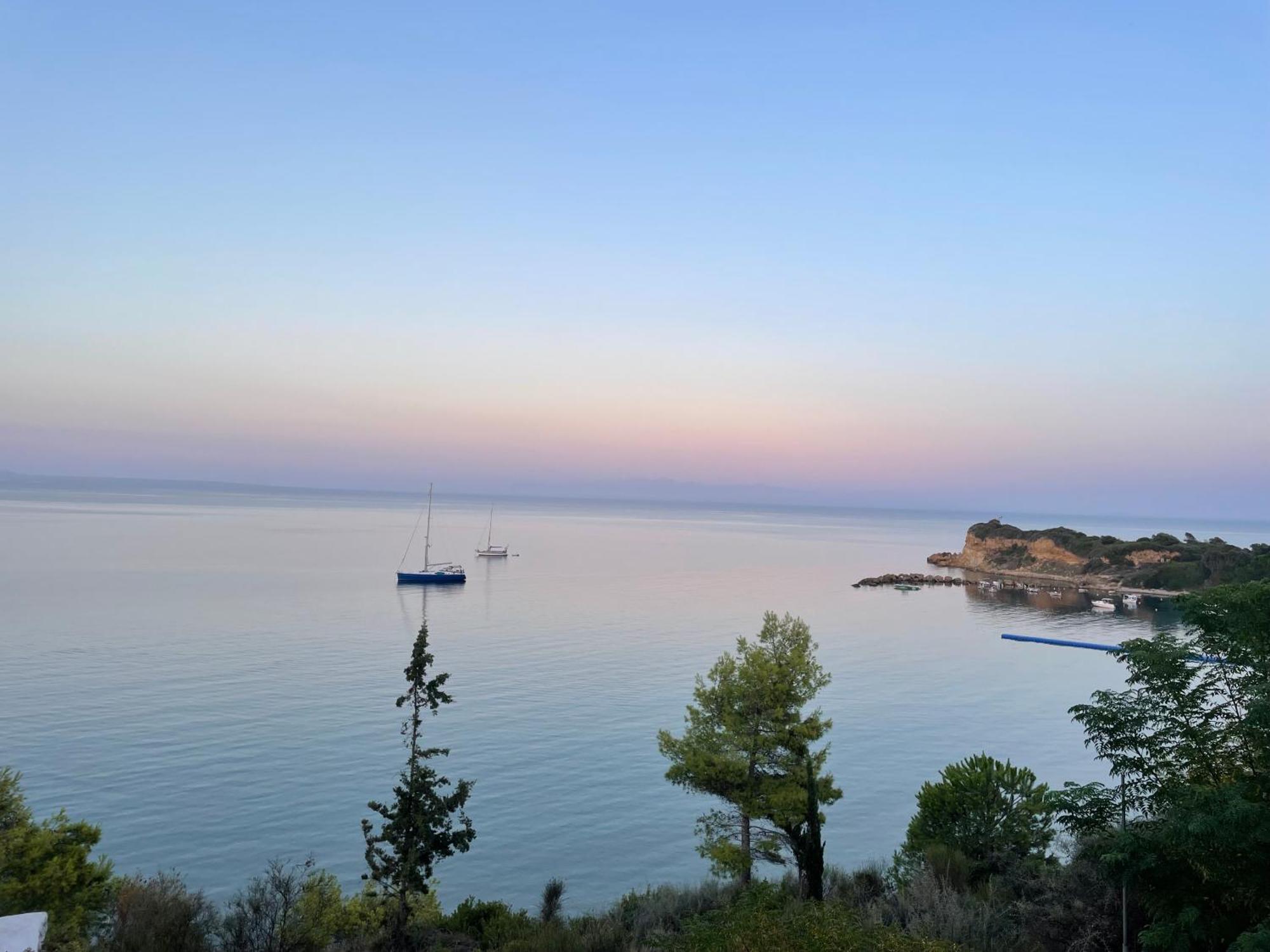 Deep Blue Villas Vasilikí Exteriör bild